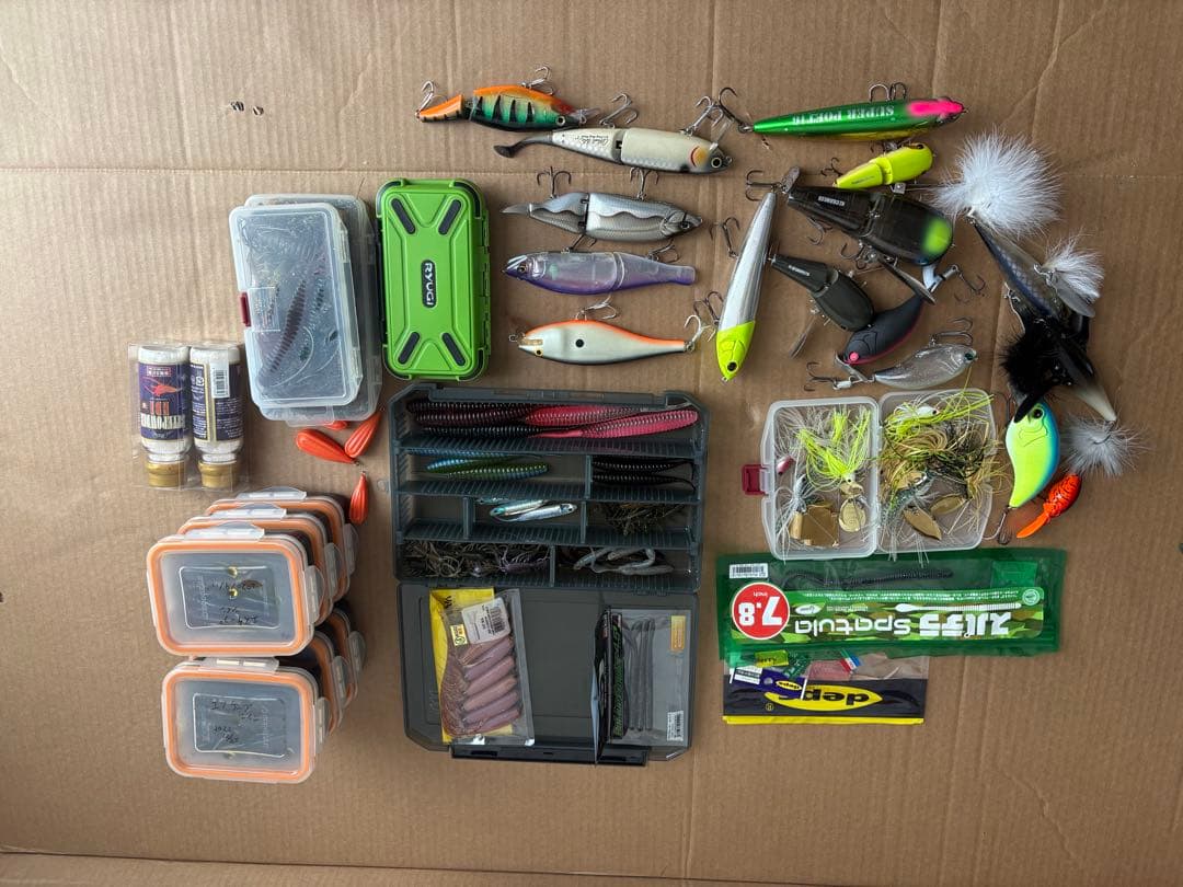 バス釣り引退セット　ビッグベイト入り