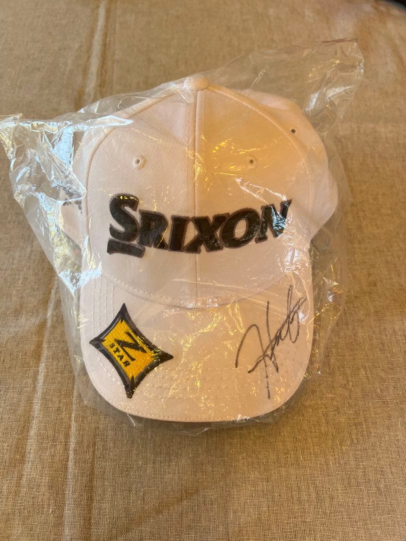 値下げ‼️ Srixon 松山英樹プロ　直筆サイン入り　ホワイトキャップ