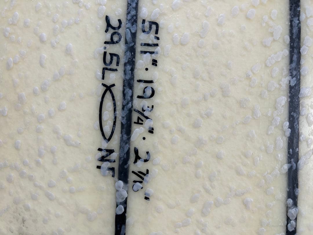 小波アルメリック5'11 29.5ℓニューフライヤーEPSサーフボード手渡し限定