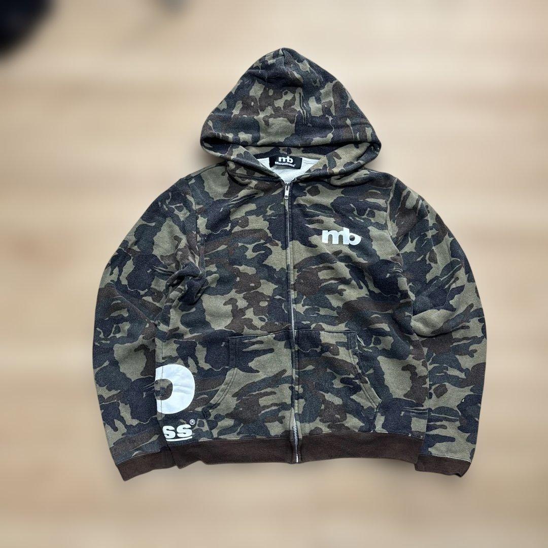値下不可　Megabass 迷彩パーカー mb メガバス