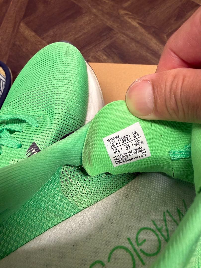 asics マジックスピード5 /25.0cm