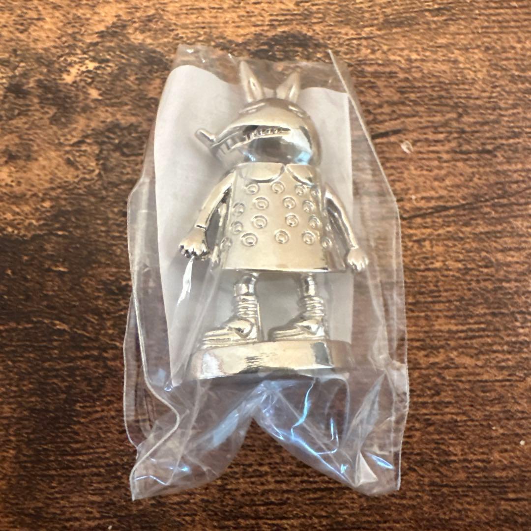 米津玄師 メタルフィギュア ウサギ 銀 TOUR FOGBOUND ガチャ ③