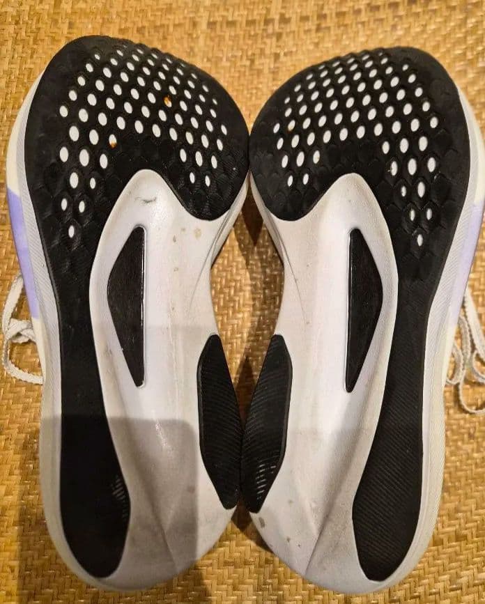 ASICS　マジックスピード5