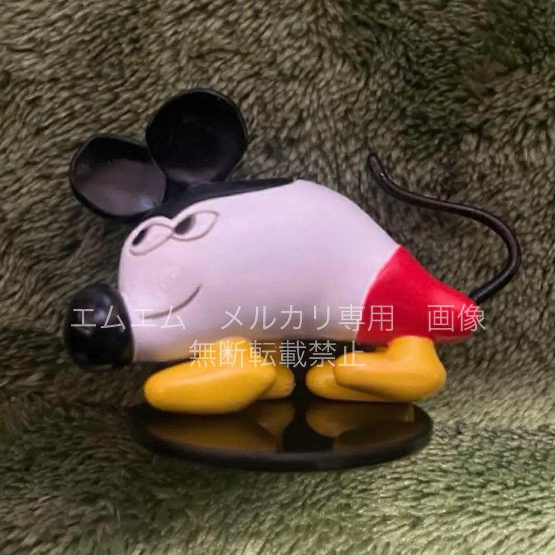 ユージン　ミッキーマウス カプセルトイ　フィギュア スタンド付き　ディズニー