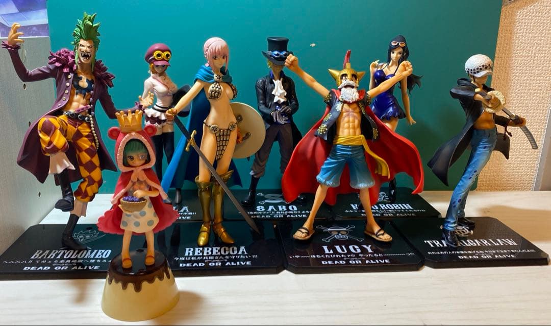 ワンピースフィギュア　ドレスローザセット