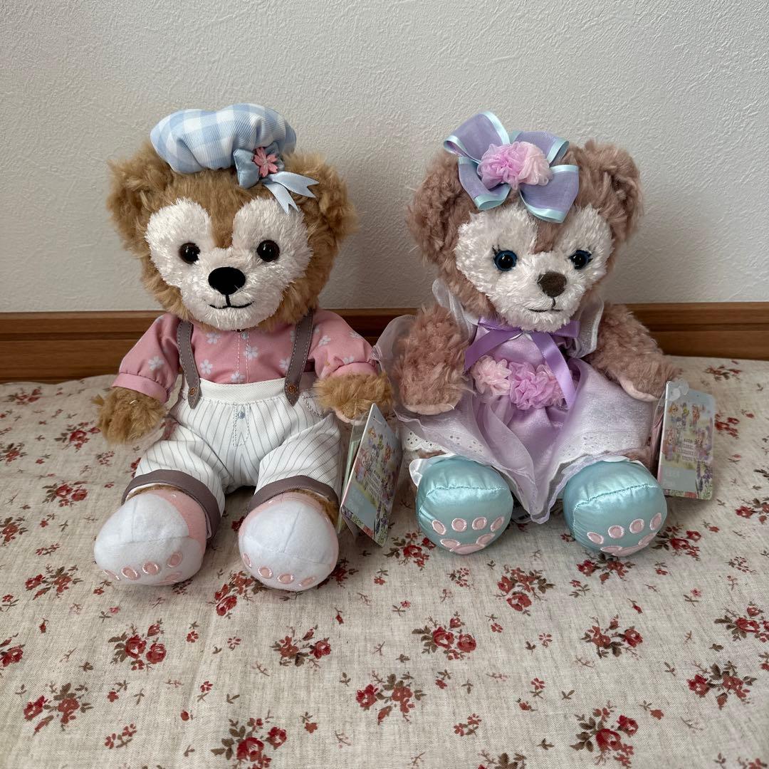 上海ディズニー❤️春日　ダッフィー＆シェリーメイ　ぬいぐるみSS