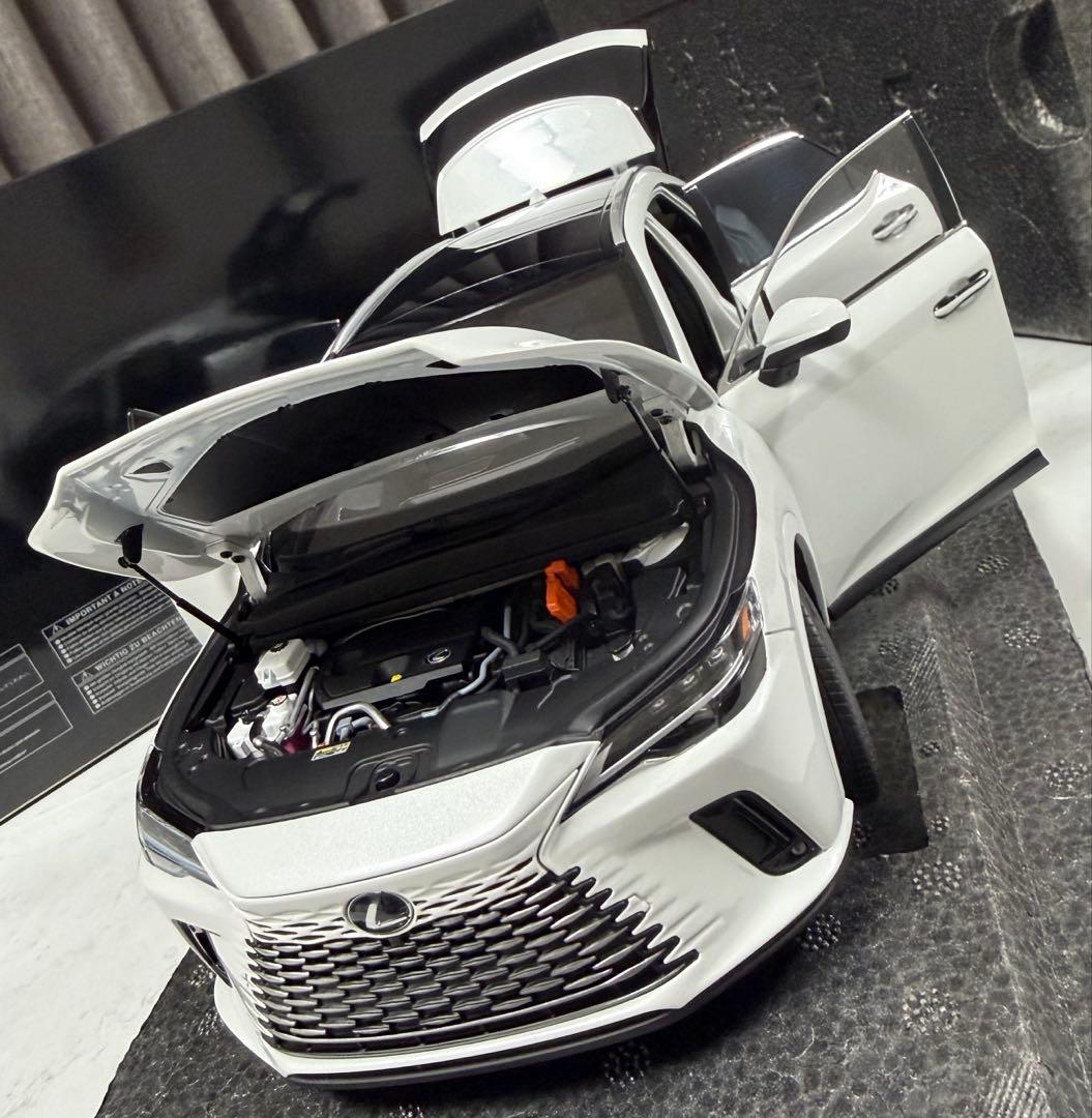 LEXUS RX 30系　ソニッククォーツ ミニカー 1/18 KYOSHO