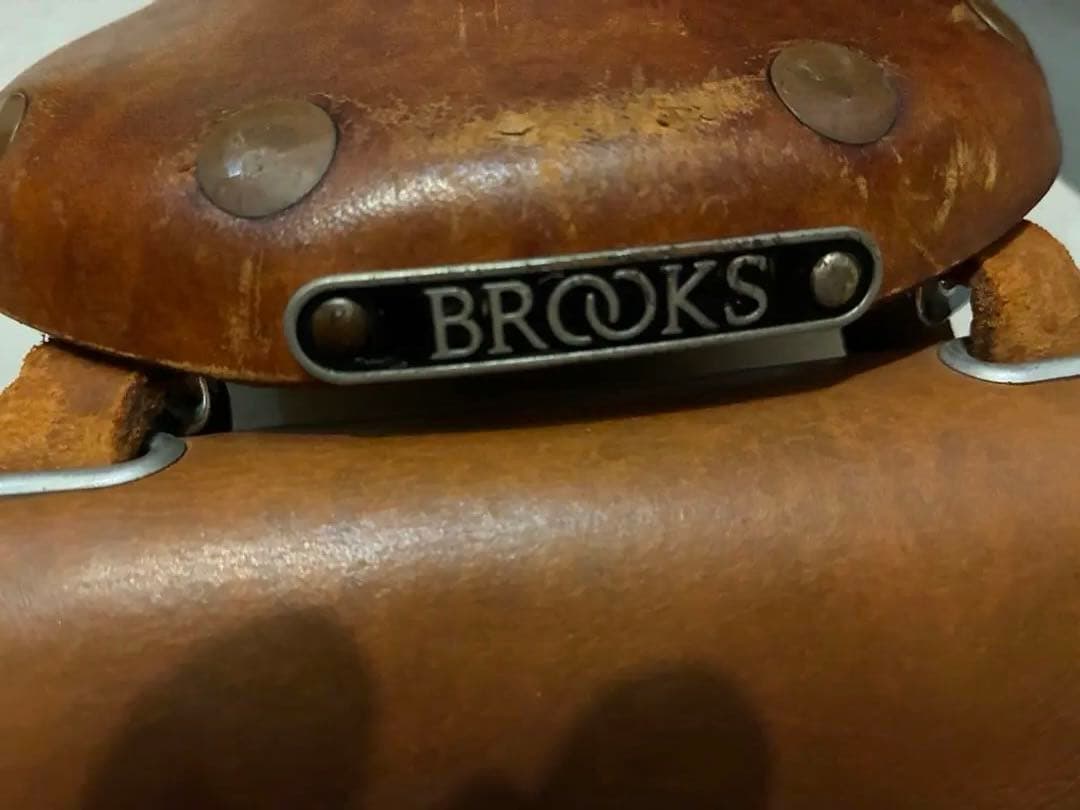 BROOKS SWIFT レザーサドル　ブラウン　レザーサドルバッグ