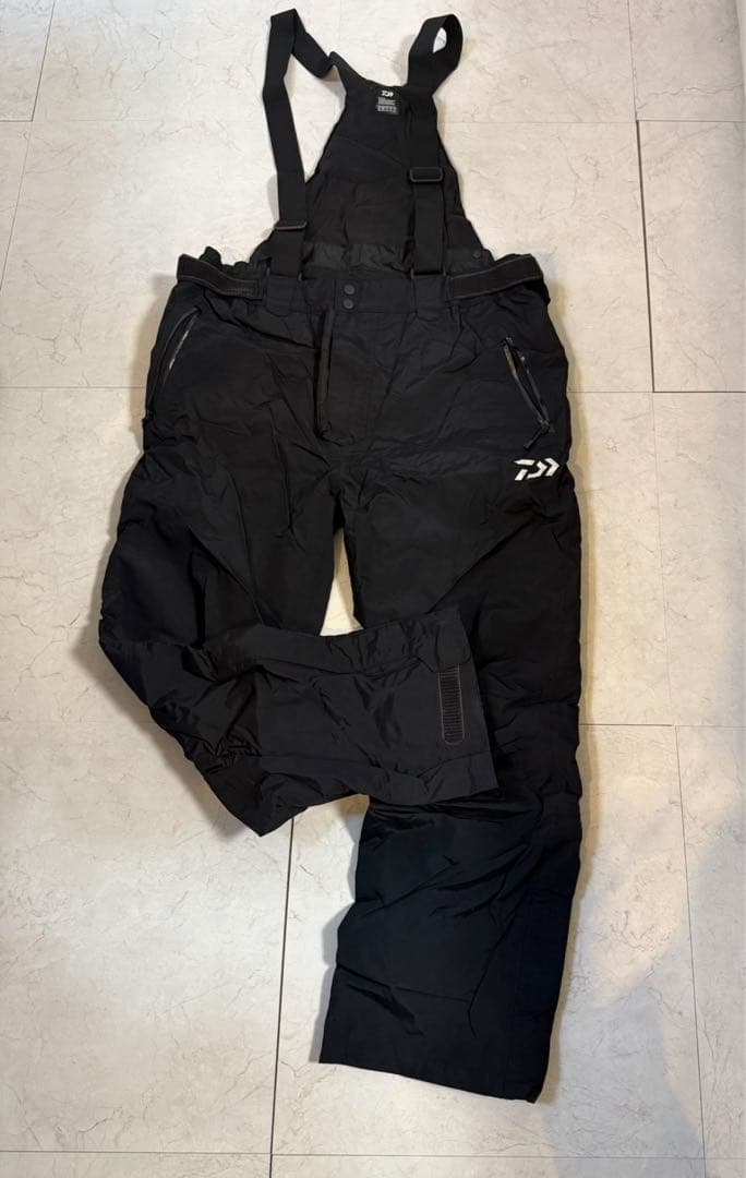 ⭐︎ダイワ⭐︎XL 赤/黒 フィッシング用に⭐︎フード付き『上下セット』