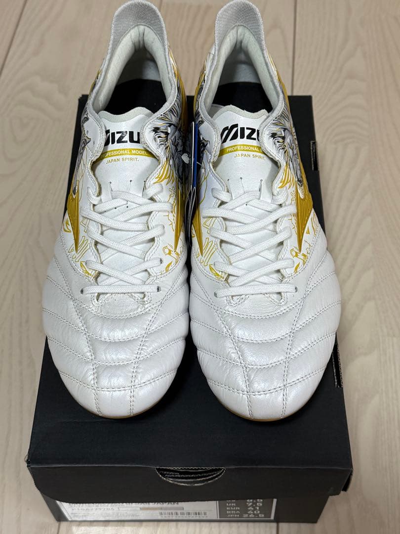 サッカースパイクモレリアネオ3