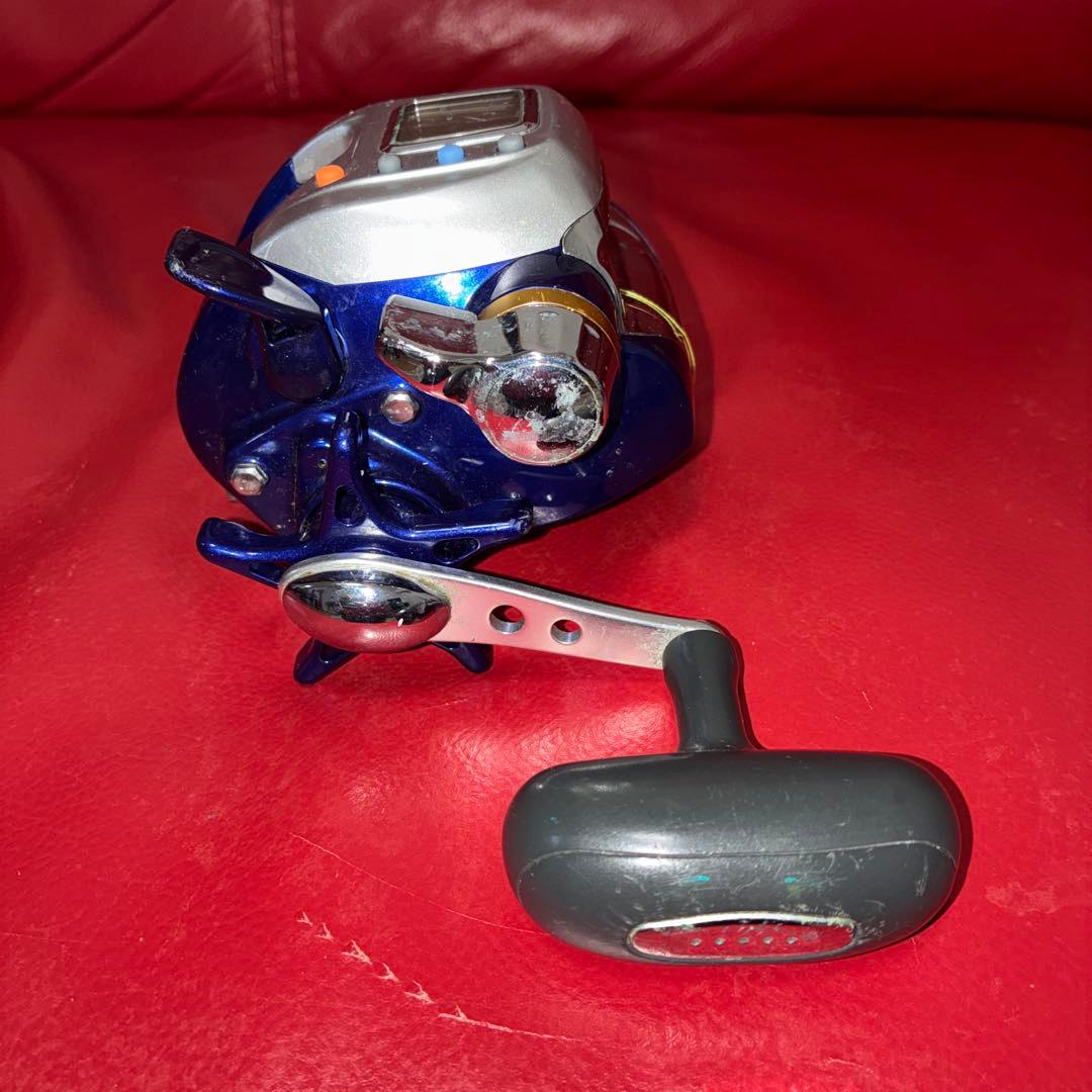 デジタル電動リール 青