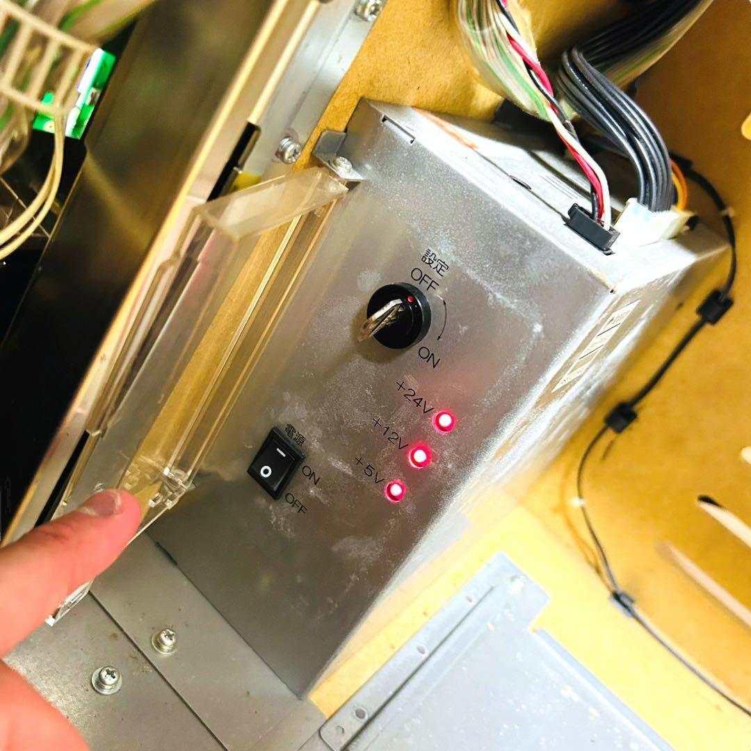 【自宅配送ok】BIOHAZARD6 パチスロ 実機 5号機 不要機付き