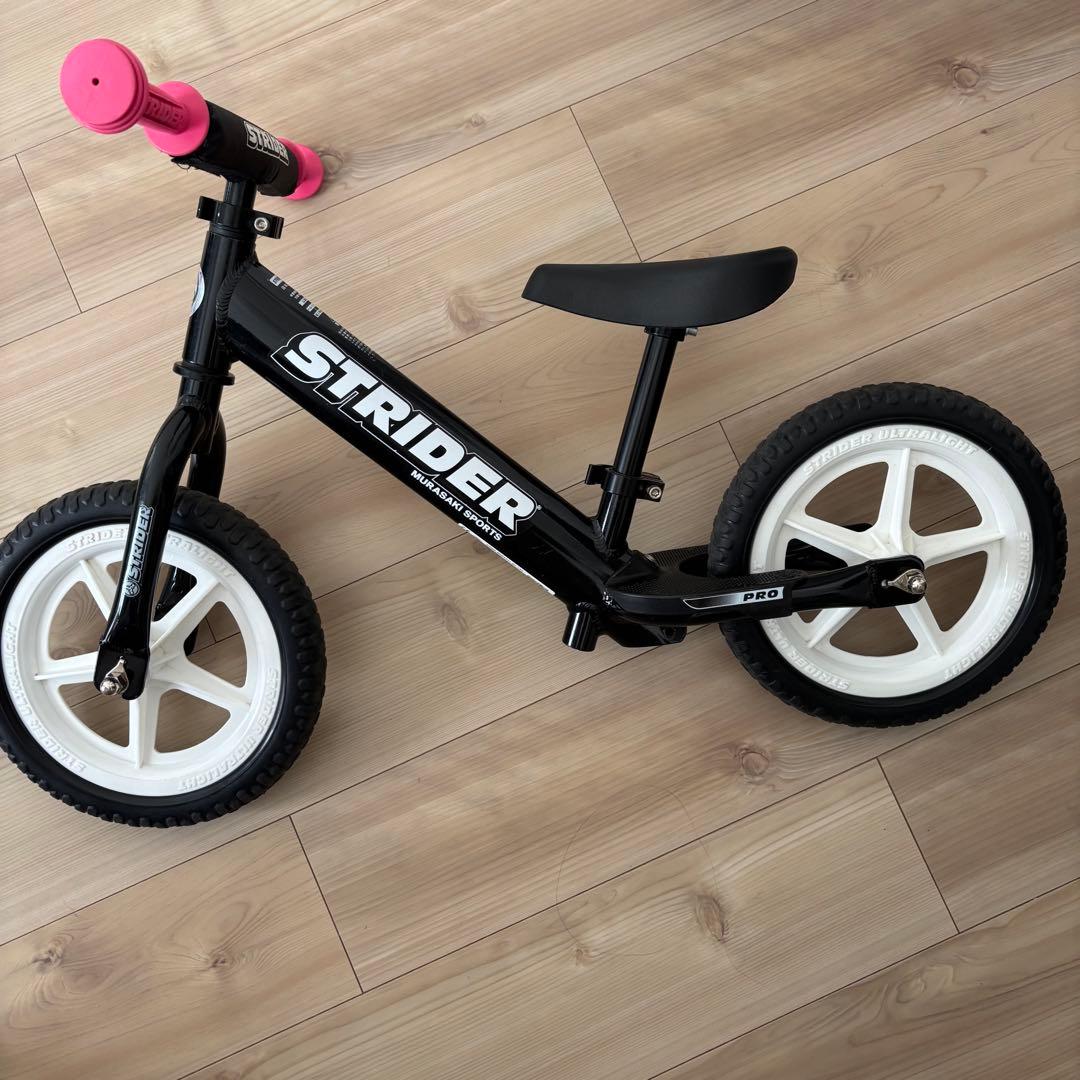STRIDER バランスバイク PRO 12インチ　ブラック