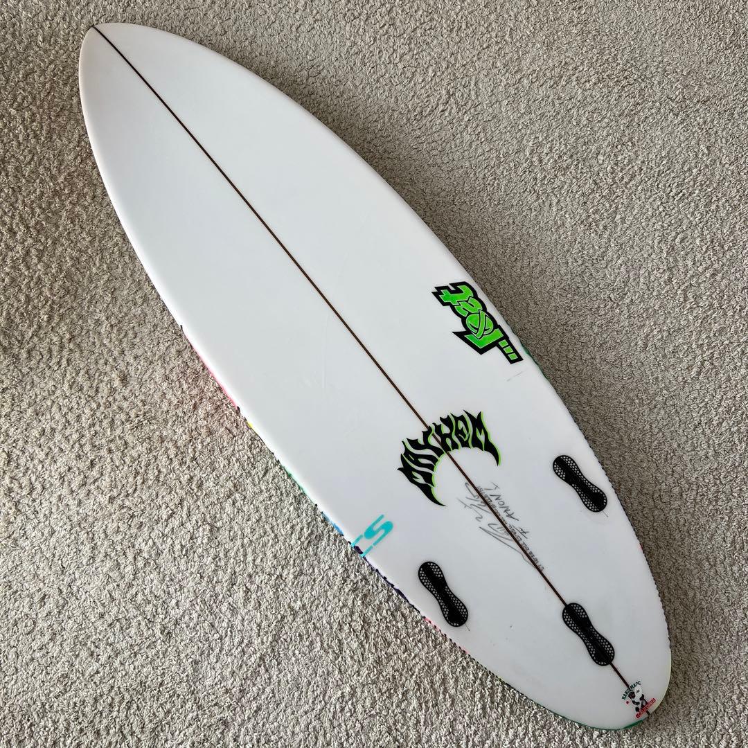 LOST（メイヘム） STEP D 5’7 松岡アノン選手使用ボード