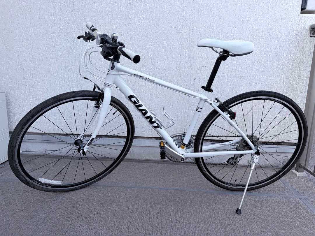 【引き取り希望】GIANT ESCAPE ホワイト XS