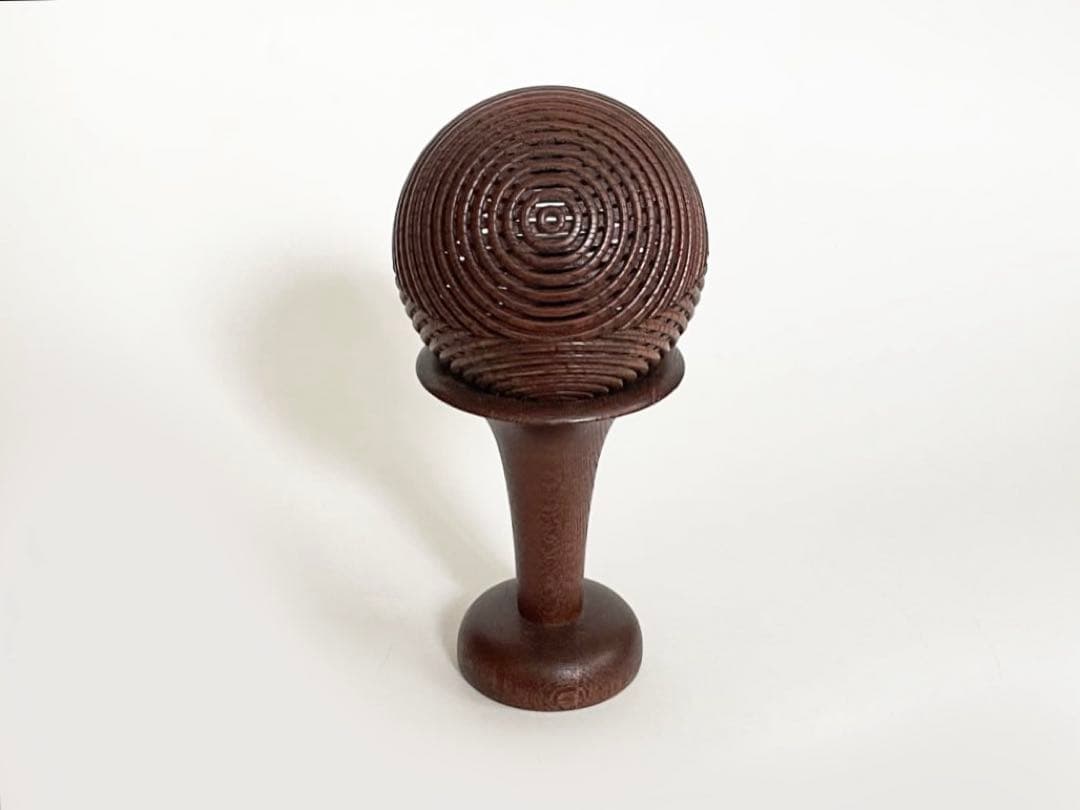 椀木地師　西端良雄　輪島　透かし　香玉　香合　　漆器　オブジェ