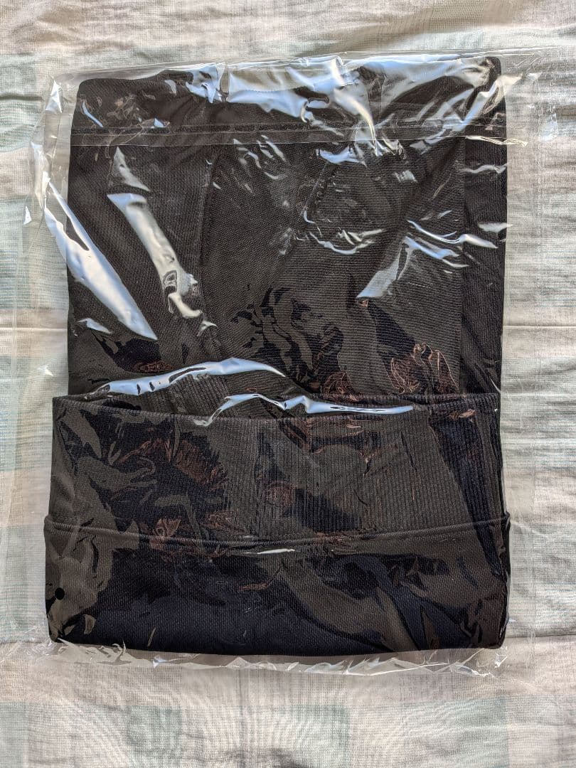 吉田仁人 生誕スウェットM 新品未開封