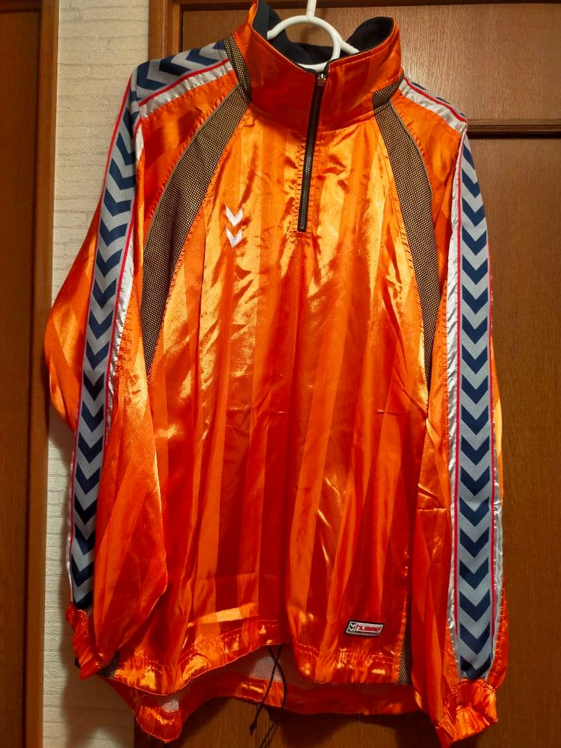 【高校サッカー部員提供】hummel オレンジ トライアルジャケット