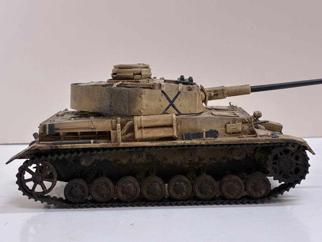 ブルガリア　IV号戦車H型　タミヤ　1/35完成品　模型　プラモデル