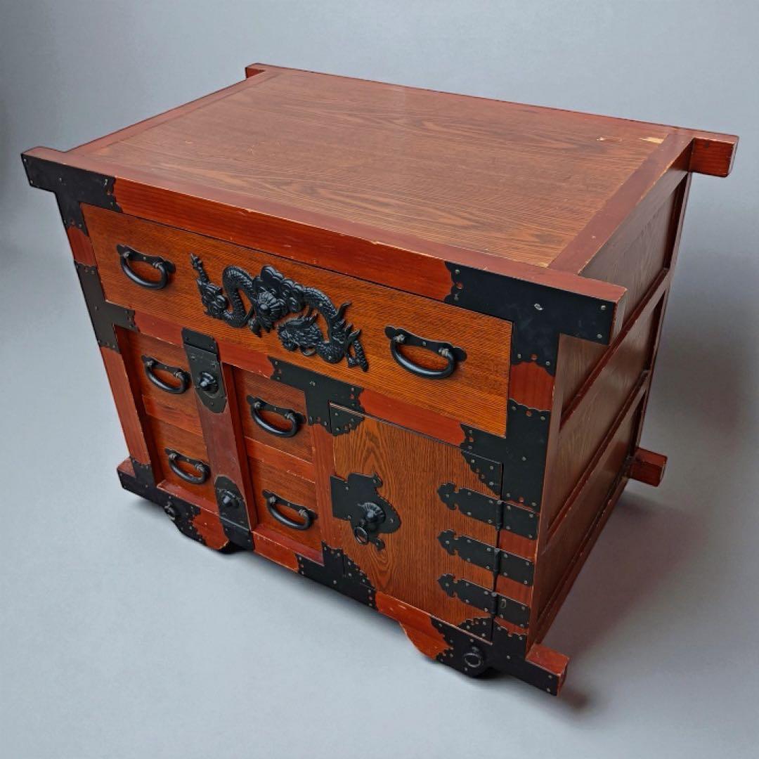 八6428【送料込み】民芸調家具　レトロ 和箪笥 からくり箪笥