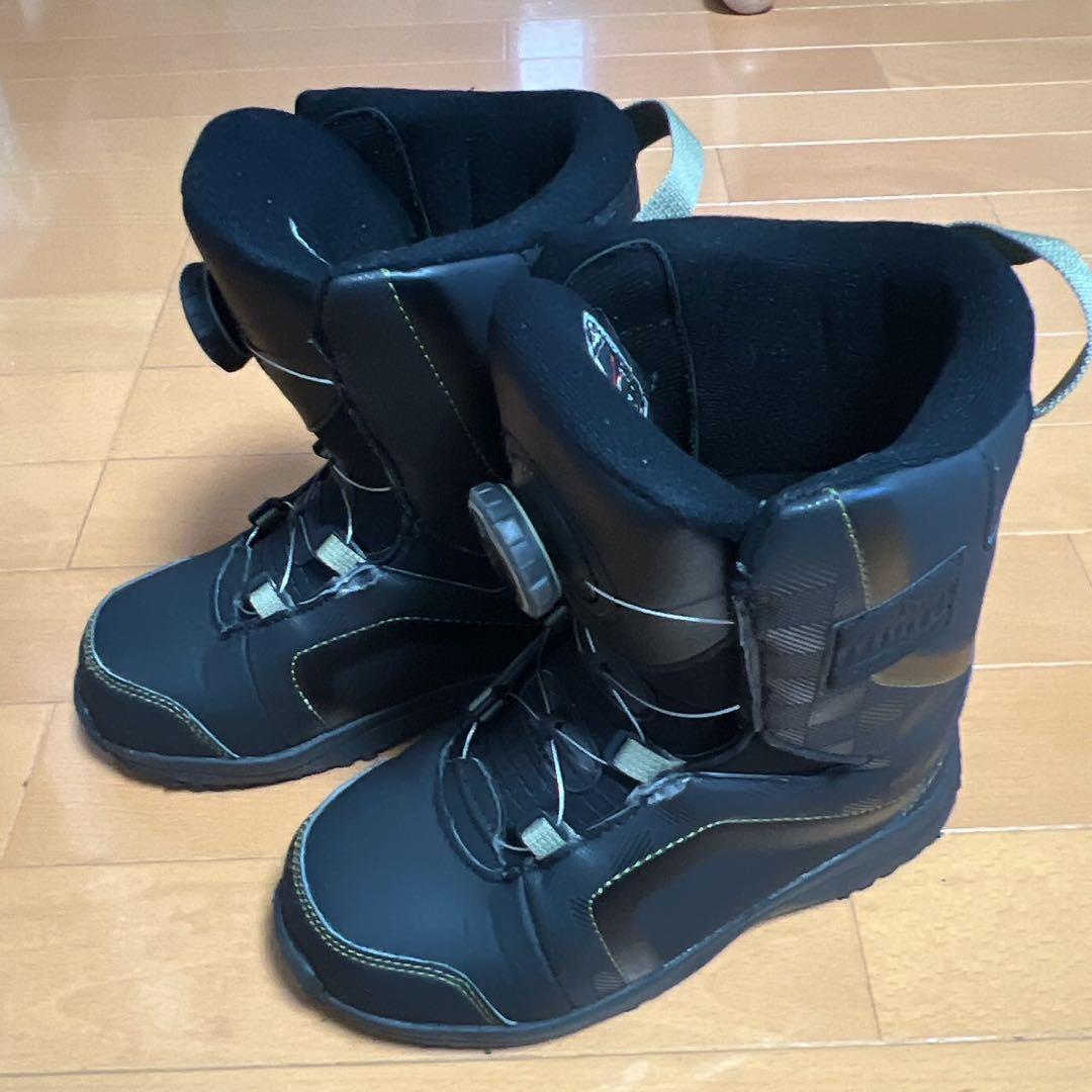 スノーボードブーツ　21cm プロテクター　イグニオ長袖　グローブ　140cm