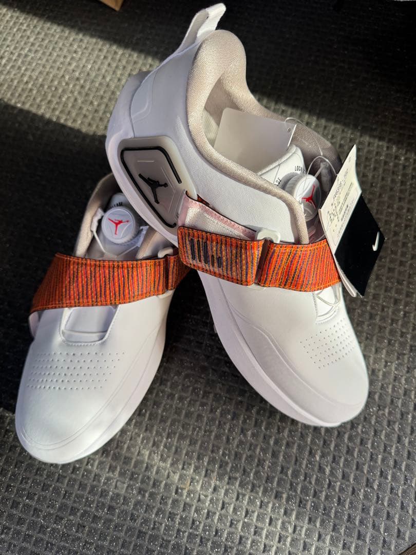 新品　ジョーダン REV G ホワイト×レッド　28cm