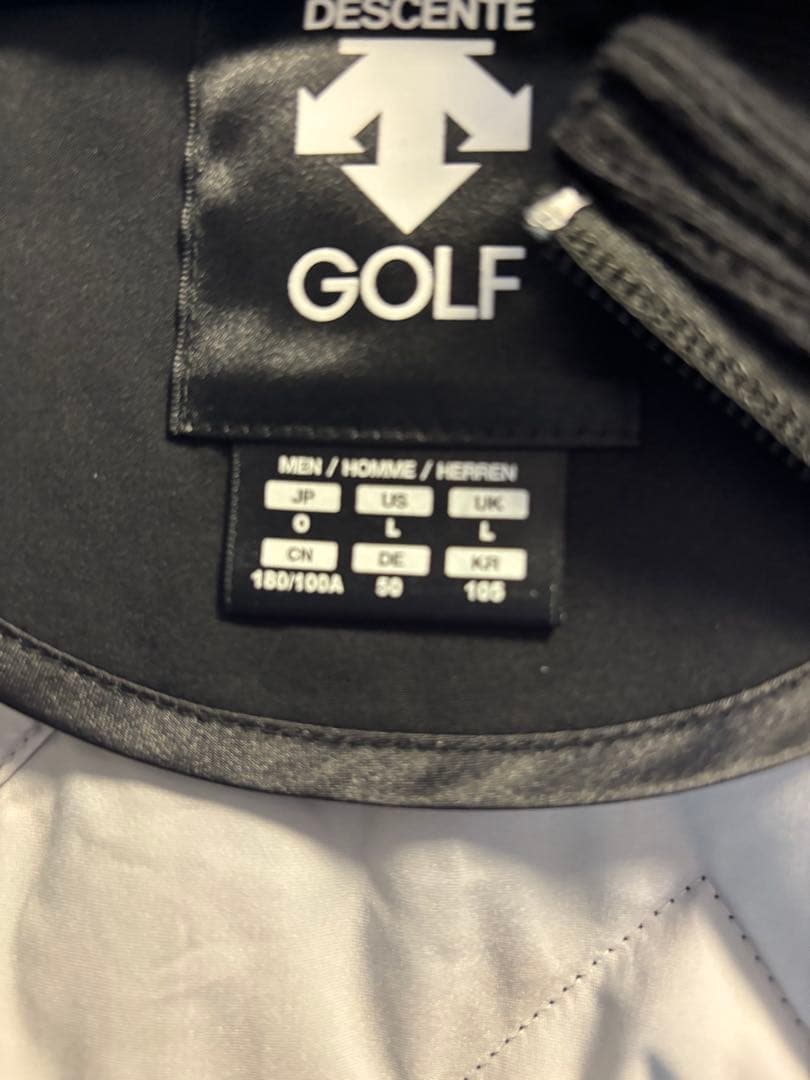 デサントゴルフ　ミックスストレッチ切り替えグリーンダウンジャケット