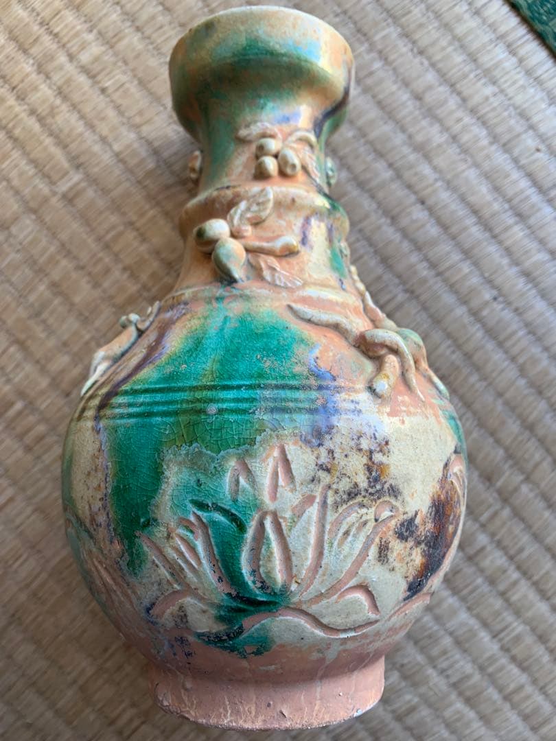 中国唐三彩花瓶