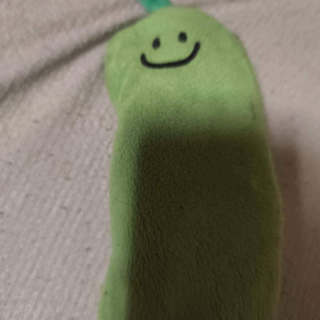 緑色の笑顔キャラクター筆箱