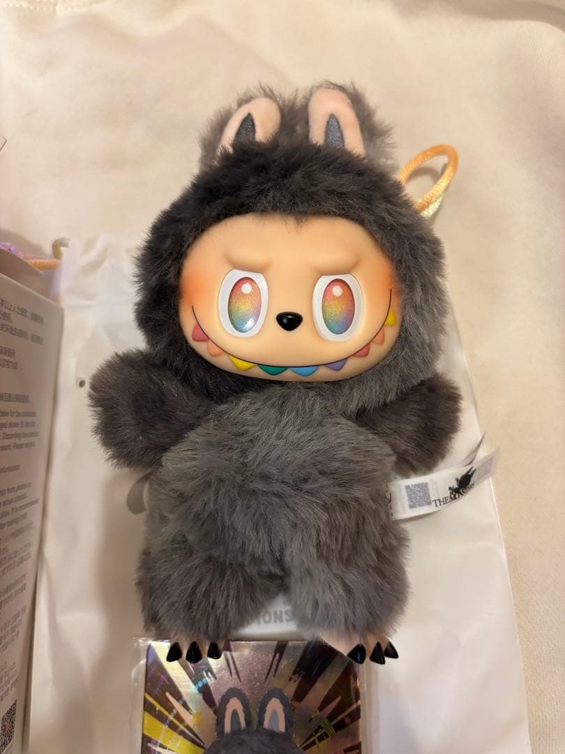 THE MONSTERS Big into Energy ラブブ　シークレット