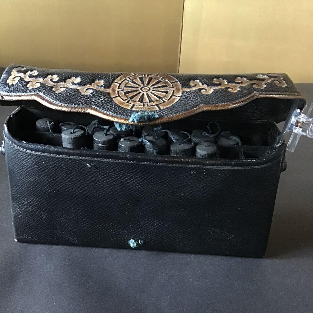 博物館的資料　火縄銃　早合20発玉入れ　弾倉　江戸時代貴重品￼