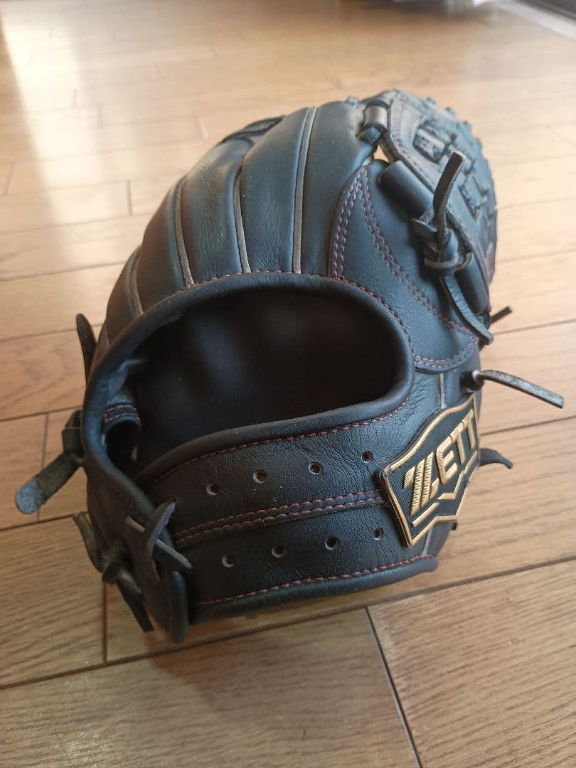グローブ　野球　ゼット　ZETT　軟式　ブラック　右投げ　ネオステイタス