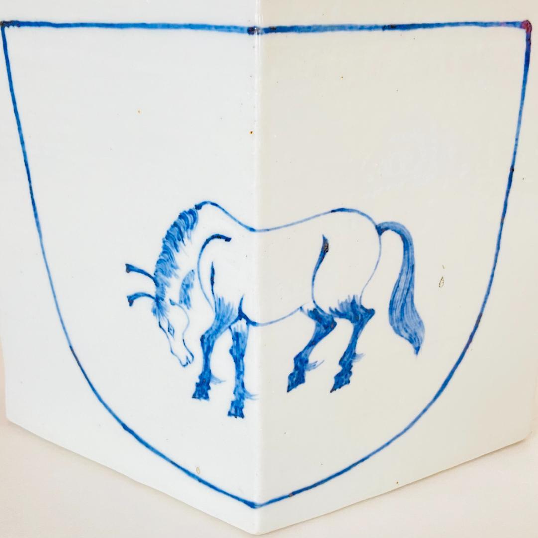 菱馬水指 染付　景徳鎮窯 王懐英　共箱入　茶道具　茶器　陶芸　伝統工芸品