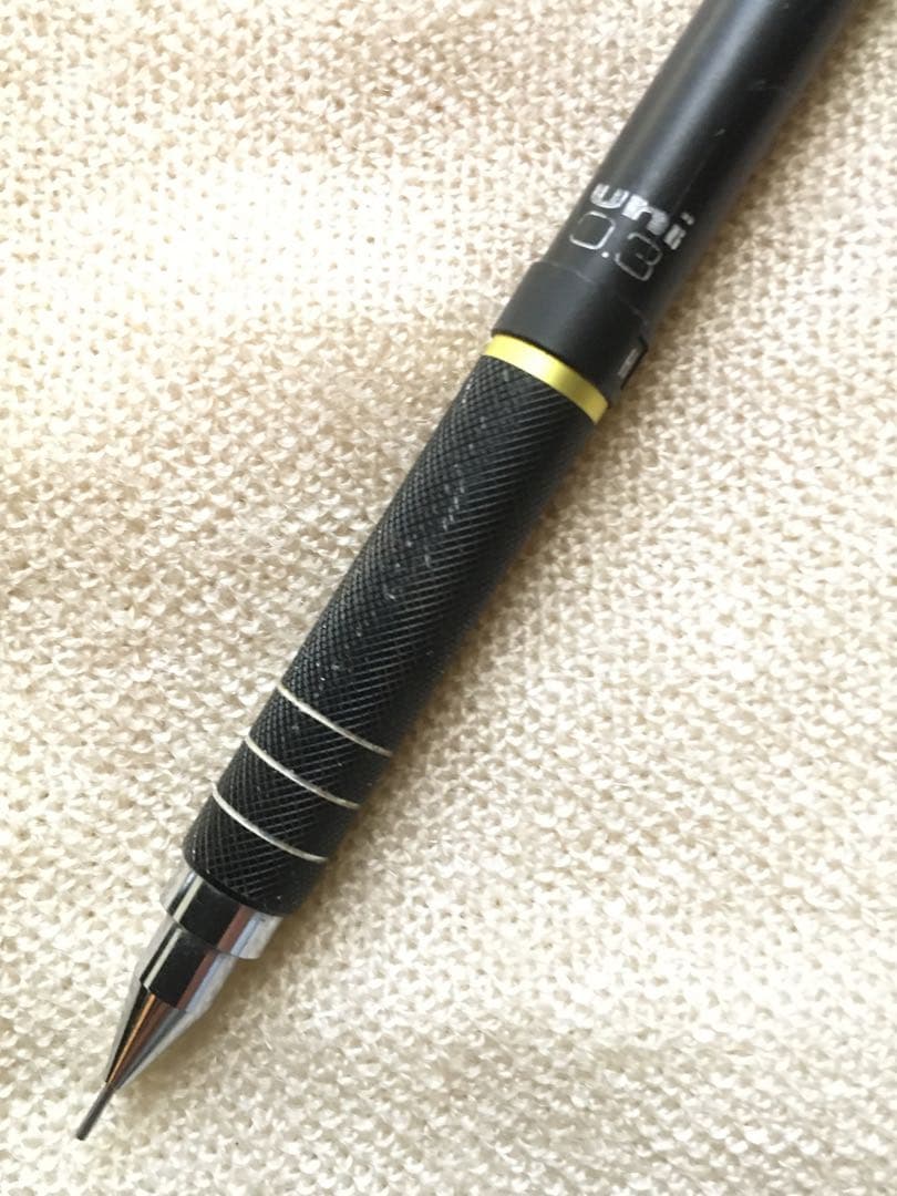 ユニ　シャープペン　0.3mm