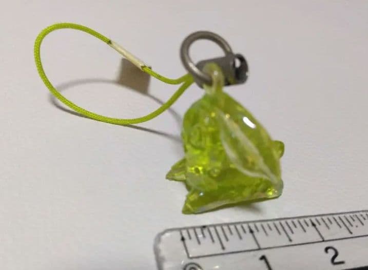 ポケモンストラップ 黄緑色 タグ付き