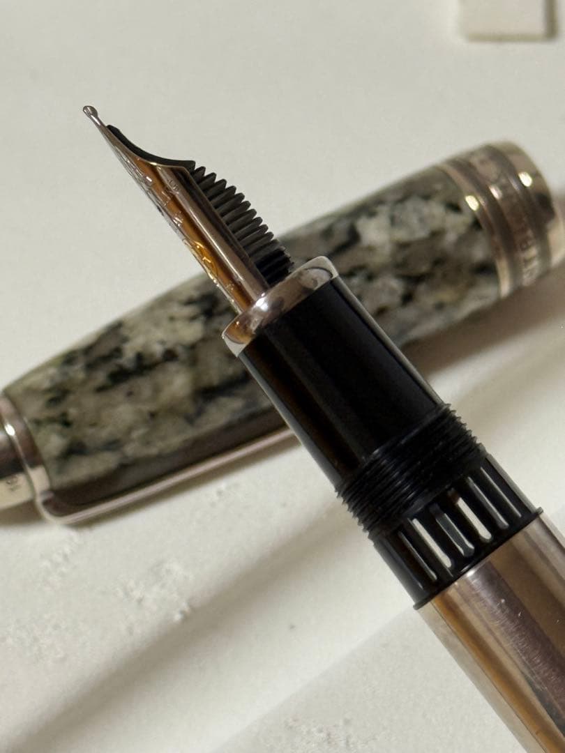 モンブラン 万年筆 100周年記念 マイスターシュテュック グラナイト中古品 F