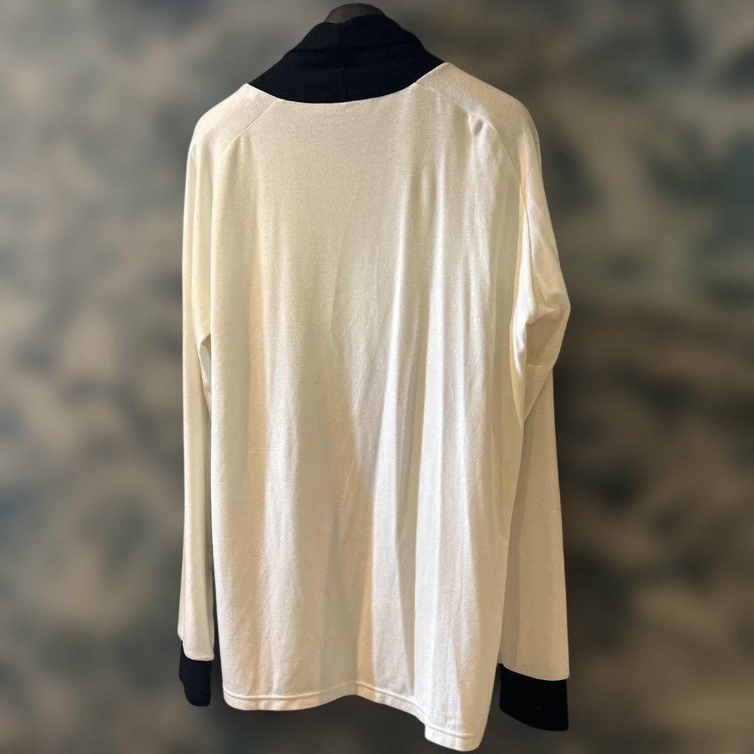 マークアンドロナ　タートルネック