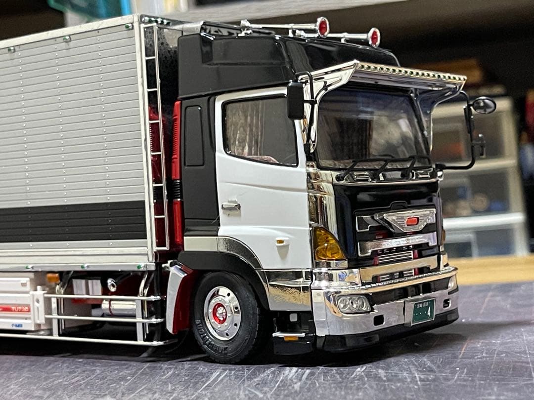 デコトラ‼️1/32★グラプロ★完成品