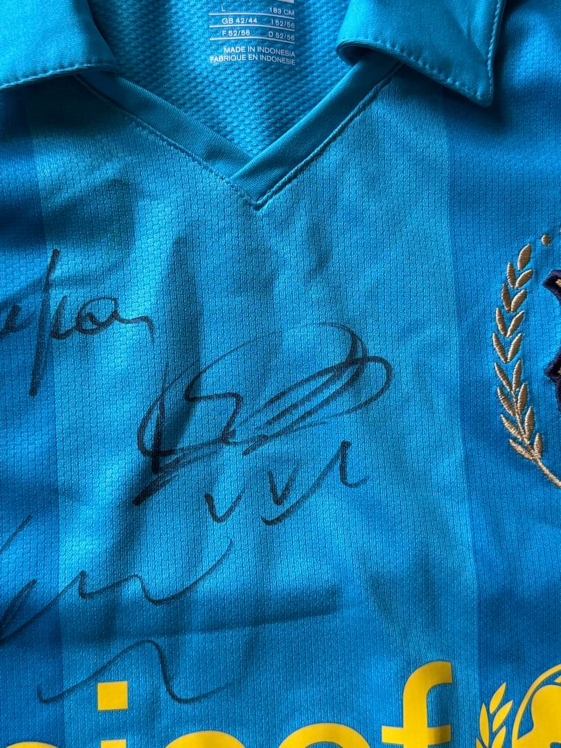 【2008〜2009シーズンFC Barcelona サイン入りユニフォーム】