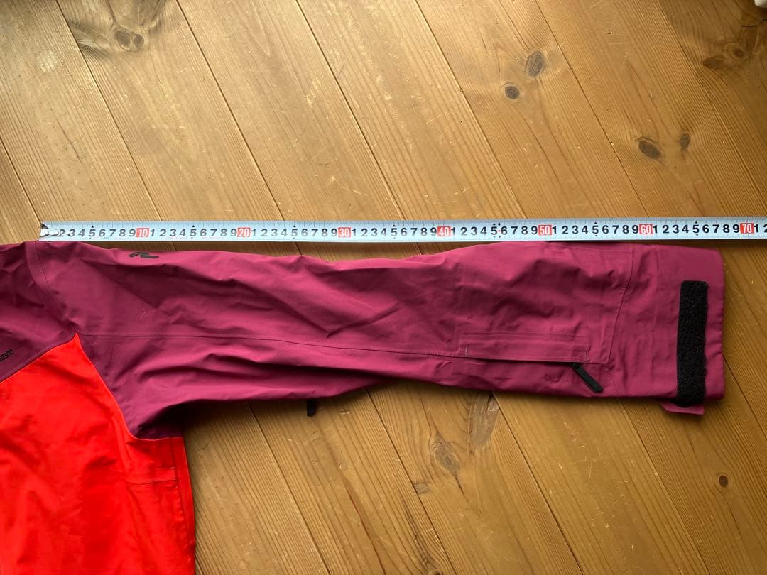 ピークパフォーマンス グラビティ Mサイズ ゴアテックス