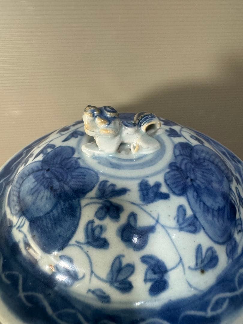 2638 時代物　染付花文水指　蓋物