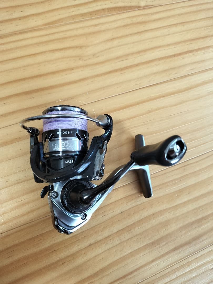 DAIWA　CALDIA 　LT1000S-P スピニングリール ダイワ