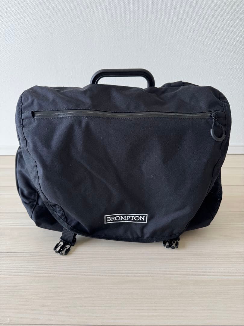 [超美品］BROMPTON C メッセンジャーバッグ　レインカバー付き