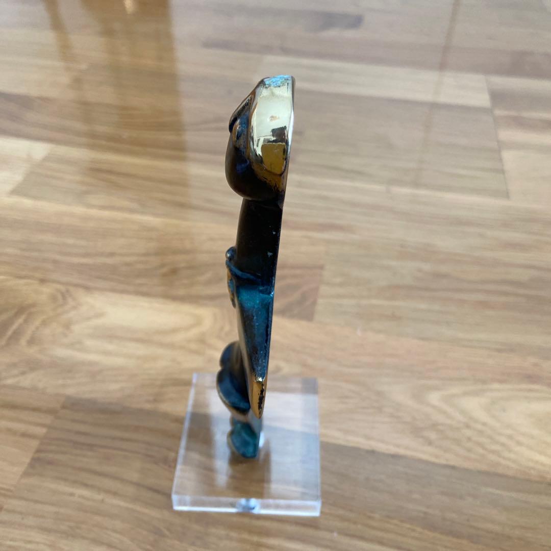 クルシフォーマーフィギュア（cruciform figurine）