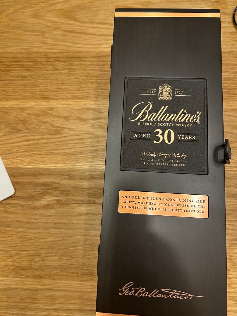 ウイスキー Ballantine's 30 Blended Scotch Whisky
