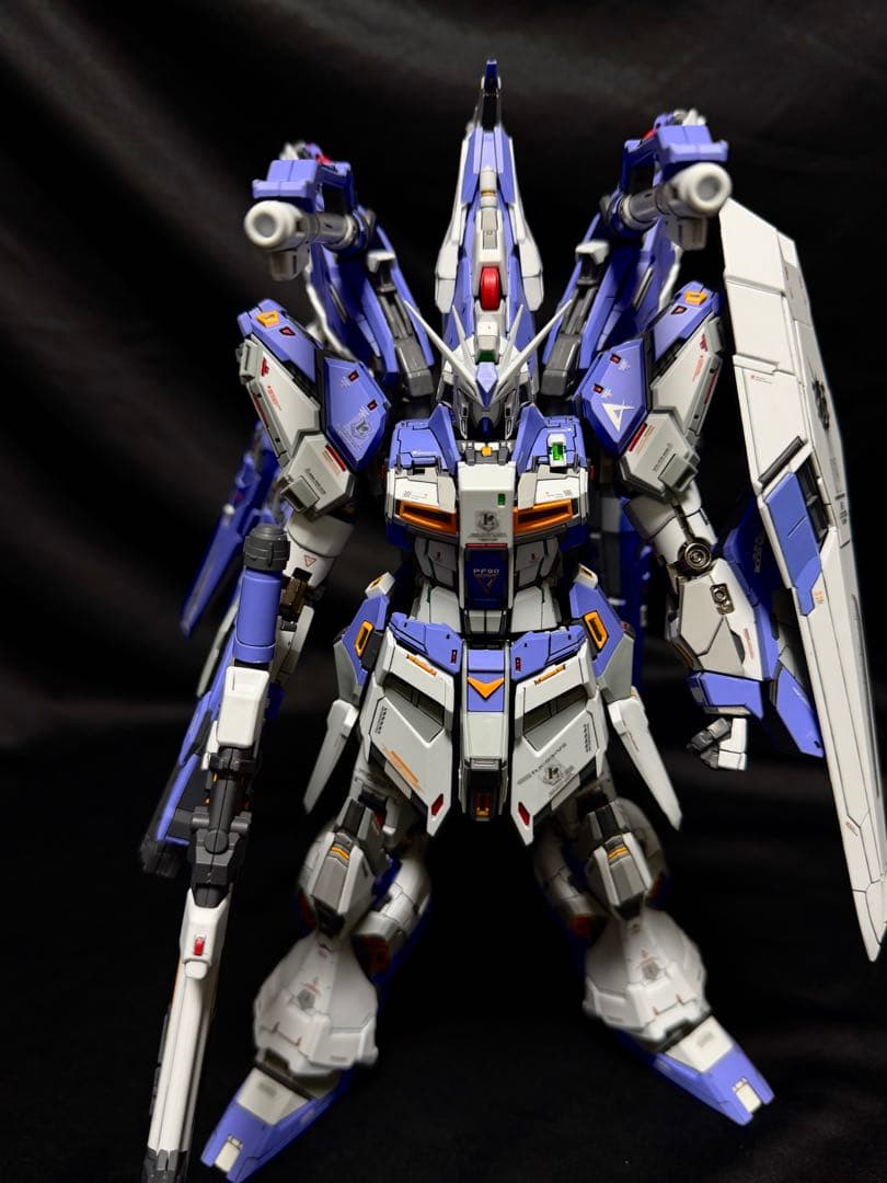 1/100 rx93v2 ハイニューガンダム 改修 塗装済完成品 ガンプラ完成品