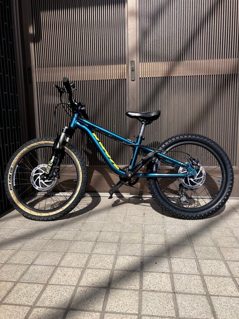 引き取り限定　Kona Honzo 20インチ