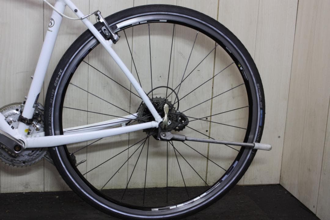 お*じ様 GIANT ESCAPE クロスバイク ホワイト 700C