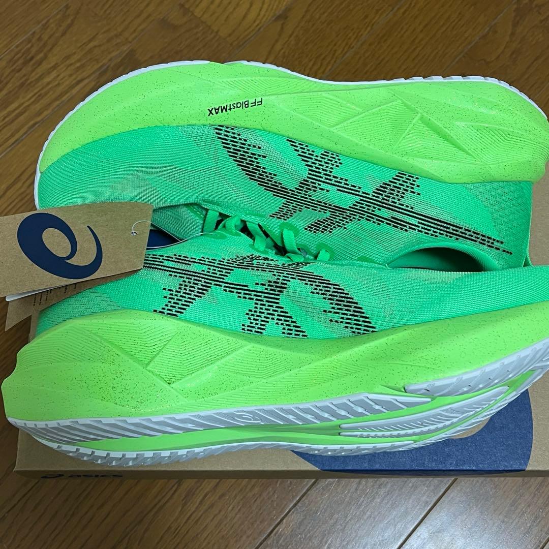 NOVABLAST 5 27.5cm 最新カラー幅/ラスト STANDARD