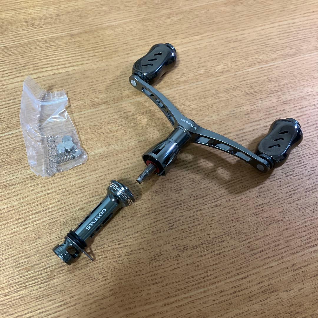 美品　シマノ用　ゴメクサス　チタン　ダブルハンドル　スタンド　フックキーパー付